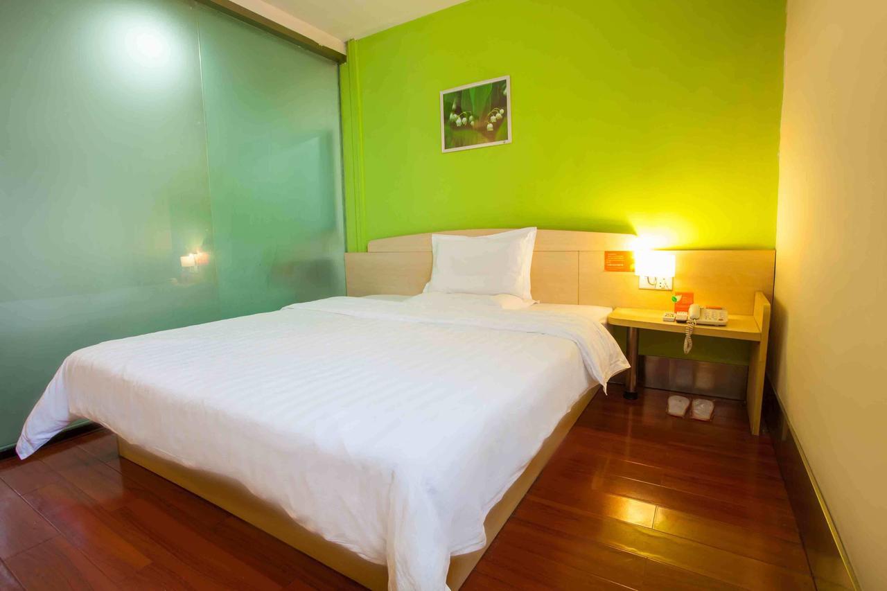 7Days Inn Shanghai Yichuan Road Exterior foto